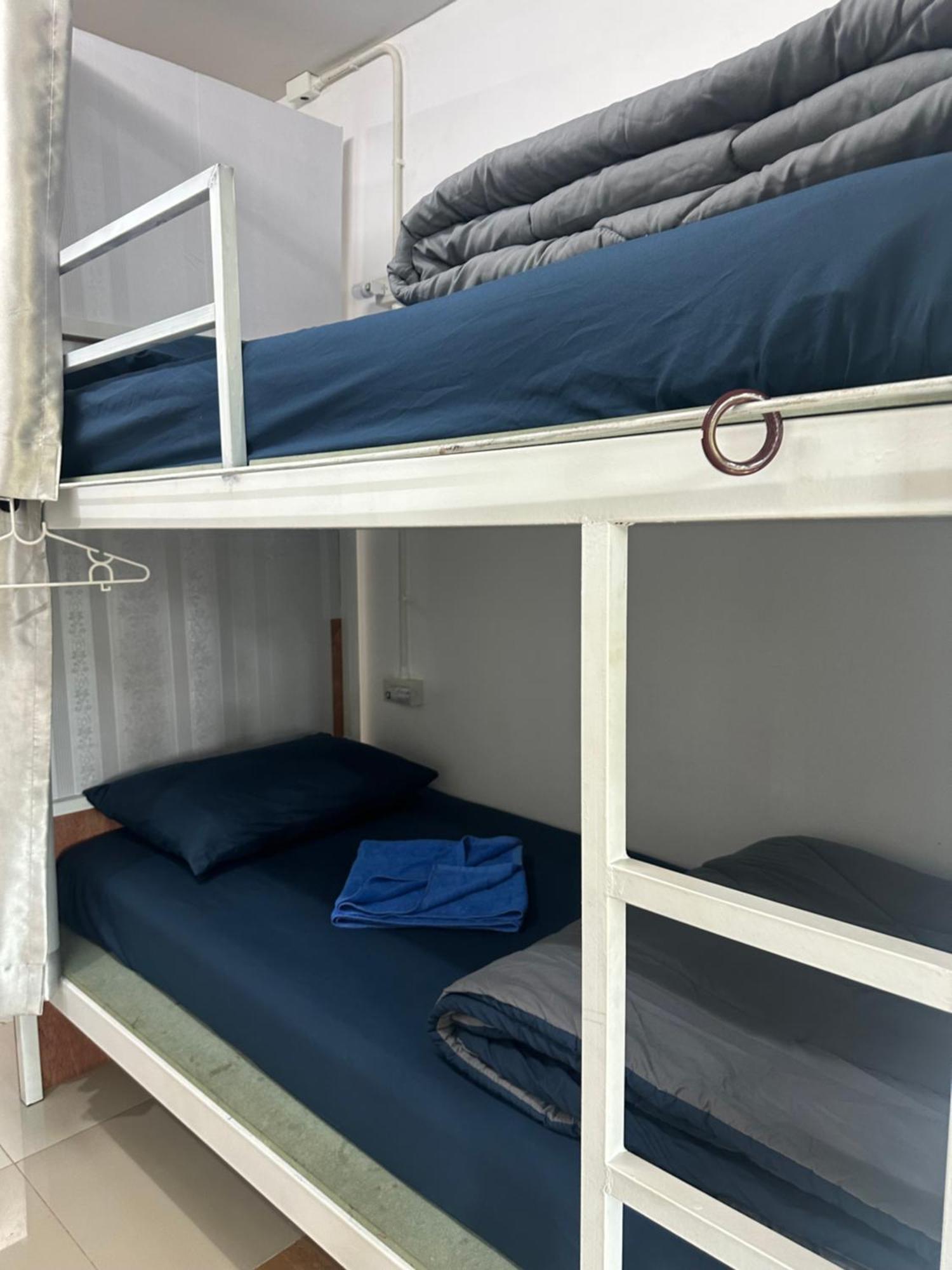 Sweed Dee Seaview Hostel Kepulauan Phi Phi Bagian luar foto
