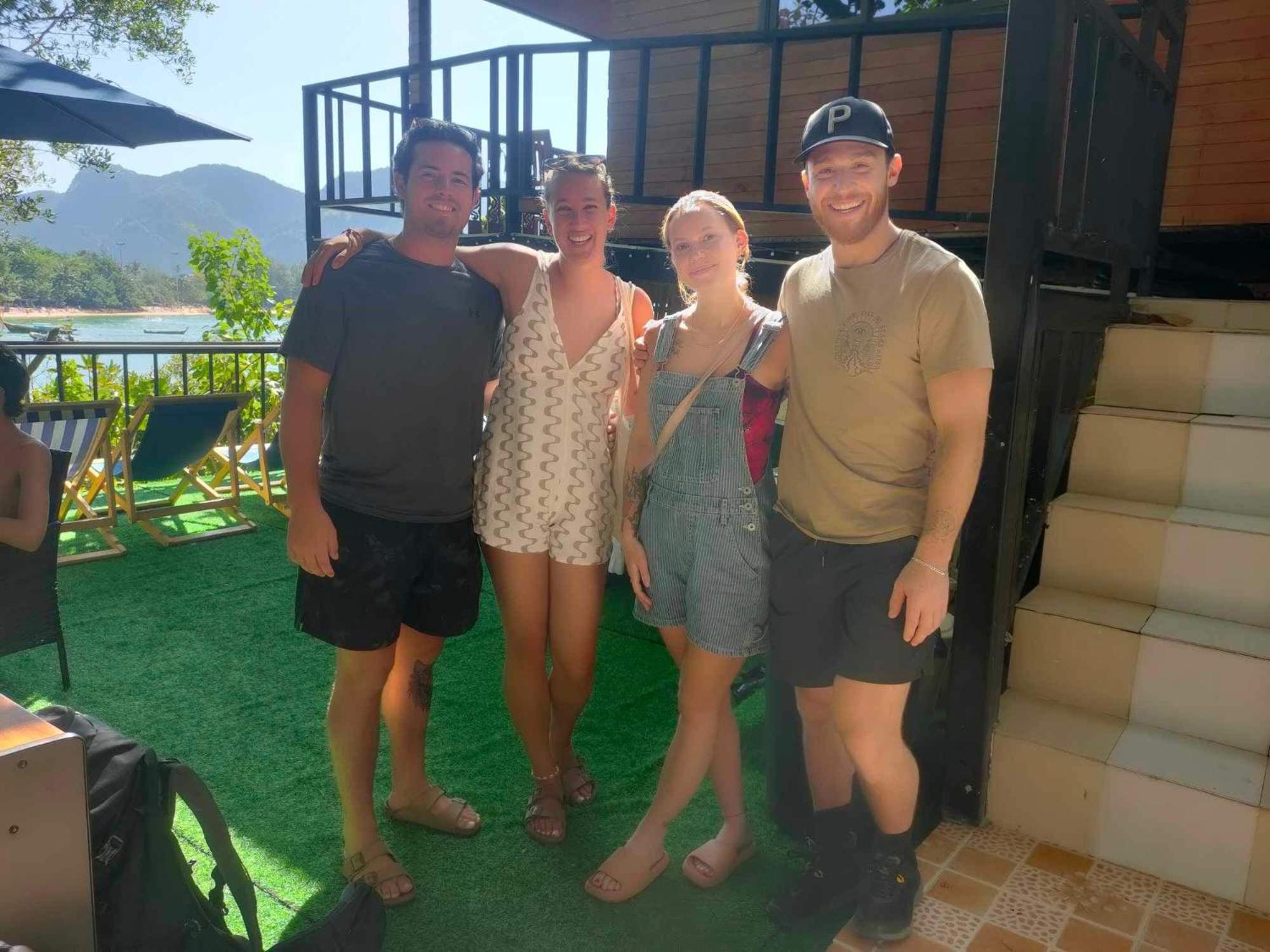 Sweed Dee Seaview Hostel Kepulauan Phi Phi Bagian luar foto